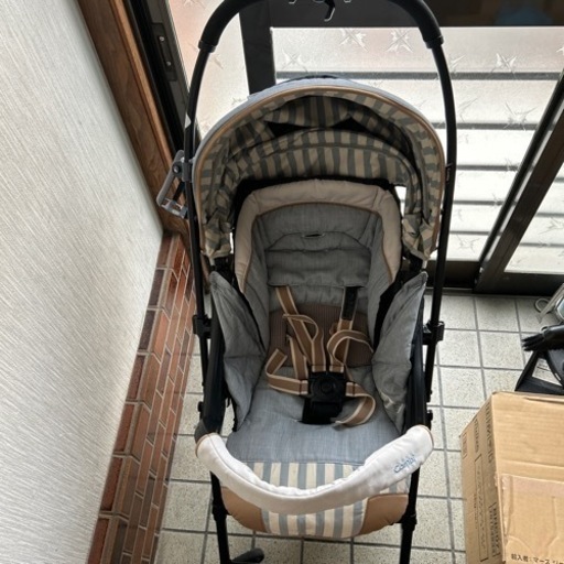 コンビのベビーカー