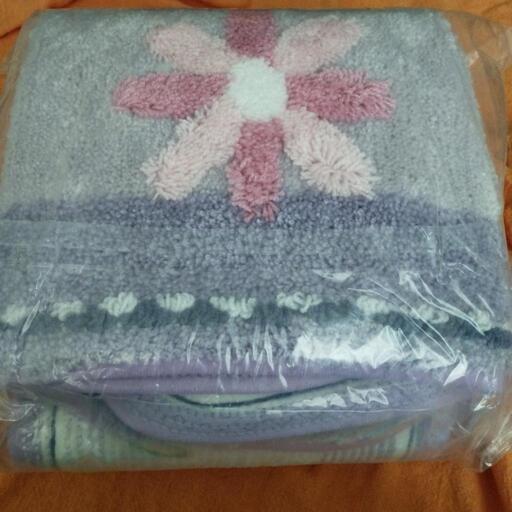 【新品未使用】トイレ耳長マット