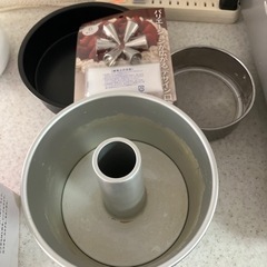 ハンドミキサー、シフォンケーキ型、他の画像