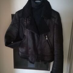 【1月下旬頃迄の出品予定】◆冬物レディースアウター/FOREVER 21/黒Mサイズ◆USED◆の画像