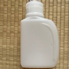 【開封済】【超美品】小林製薬 ポータブルトイレ消臭液の画像