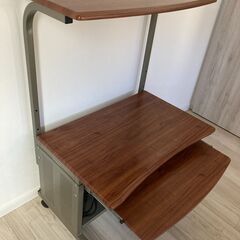 PCデスクの画像