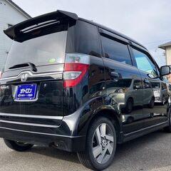 【小回りが効いて乗り降りのしやすい車！！】　運転しやすいのでオススメです。の画像