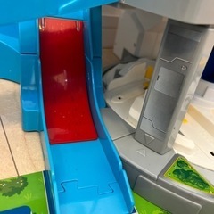 トミカ　ぐるぐるシュートデラックストミカパーキングの画像