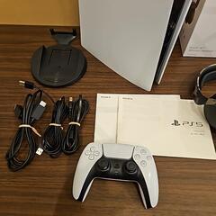 美品 使用回数少 動作品 初期化済 箱無 PS5 CFI-1200A 825GB 本体 コントローラー ベース +ワイヤレスヘッドセット
の画像
