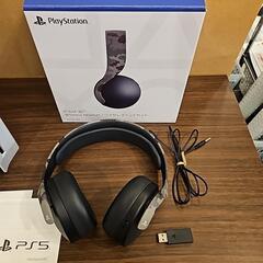 美品 使用回数少 動作品 初期化済 箱無 PS5 CFI-1200A 825GB 本体 コントローラー ベース +ワイヤレスヘッドセット
の画像