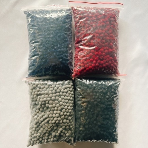 最安値！フロッキービーズ アクセサリーパーツ 1個あたり約4.7円！約6,000個！4色まとめ売り  ベロアビーズ ビーズ