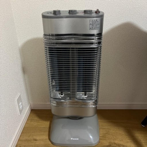 【DAIKIN】遠赤外線暖房機