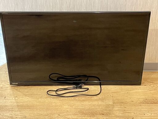 TOSHIBA　REGZA 32インチテレビ　2019年製