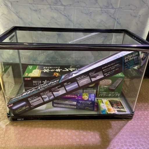 GEX60cm 曲げガラス水槽セット　未使用品