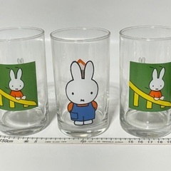 🌈新品🌈未使用🌈ミッフィーのグラス3個セットの画像
