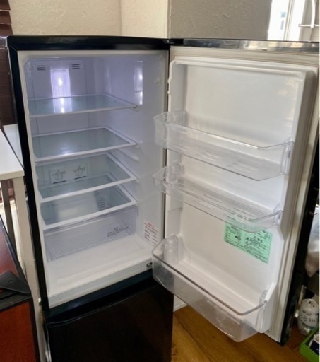 三菱 168L 2ドア冷蔵庫（ブラック）【右開き】