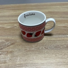 いちご柄　マグカップ