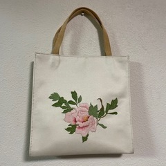 日本刺繍　薔薇の花