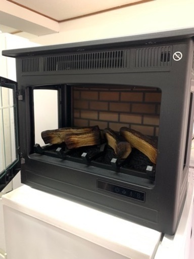 配送可能　保証付き　暖炉型ファンヒーターDuraflame デュラフレーム　ストーブ　DFI-5010-01