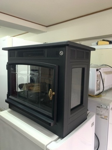 配送可能　保証付き　暖炉型ファンヒーターDuraflame デュラフレーム　ストーブ　DFI-5010-01