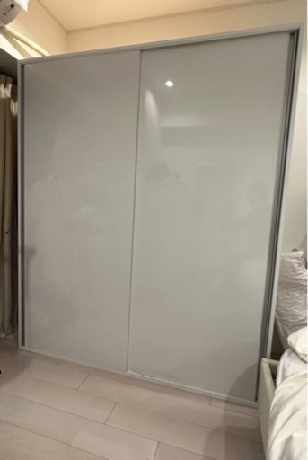 大型ワードローブ