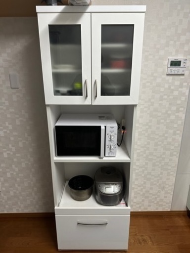食器棚 取り引き中