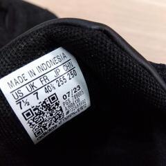adidasスニーカー新品ですの画像