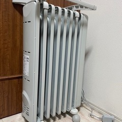 ほぼ新品オイルヒーター