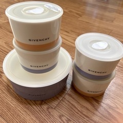 ジバンシィ　GIVENCHY 保存容器