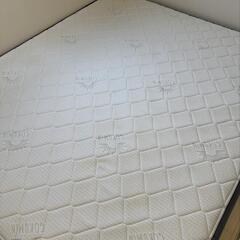 無料！使用感小！クイーンサイズマットレス