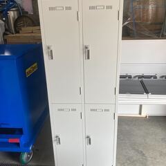 スチール製4名用ロッカー（小）