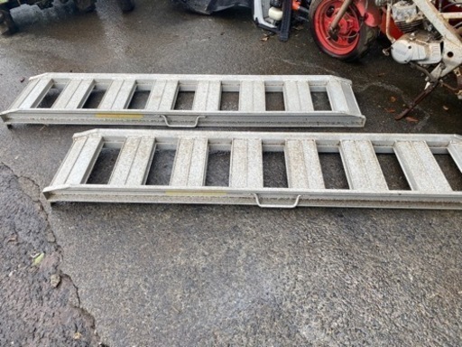 アルミラダー　1800x300 堅牢タイプ 1.2ton? 軽トラ 農機具