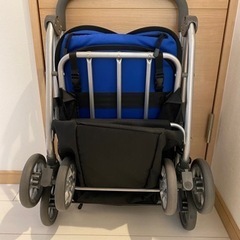 カルソニック ペットセーフティーカー青の画像