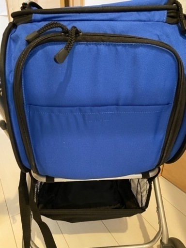 カルソニック ペットセーフティーカー青