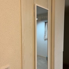 鏡　フック付きで扉に取り付け可能