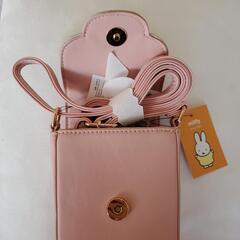 新品 ミッフィーclassyスマホショルダーバッグの画像