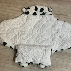 牛柄　ベビーおくるみ　ロンパースの画像