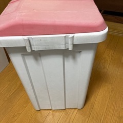 ゴミ箱の画像