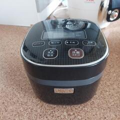 【無料】SHARP3合炊き炊飯器の画像