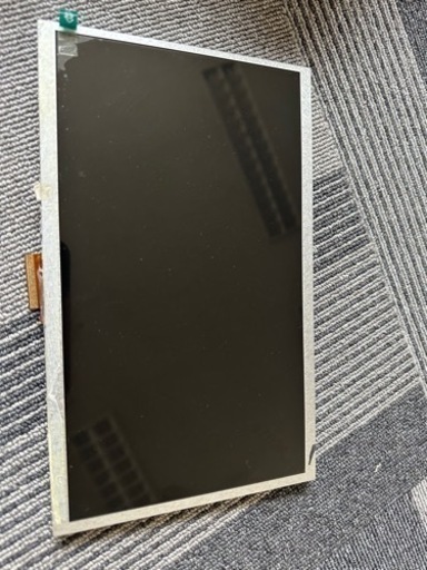 未使用液晶パネル657枚安く出品します。