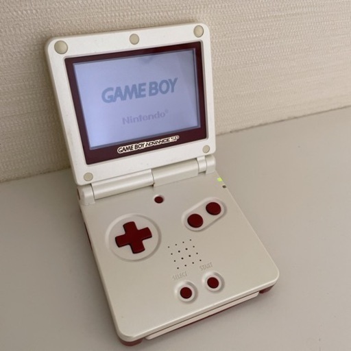 ゲームボーイアドバンスSP  ファミコンカラー