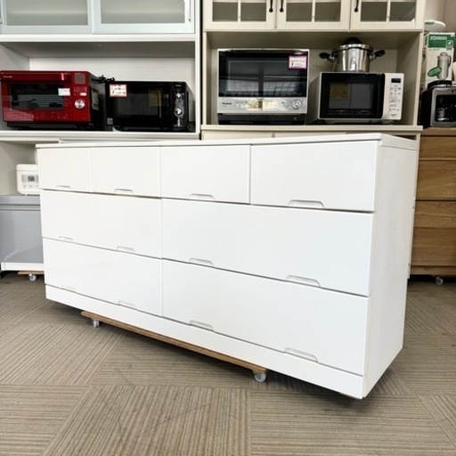 【超美品‼️】ニトリ 150cm幅3段ローチェスト 衣類収納家具 鏡面仕上げ 超美品‼️】ニトリ 150cm幅3段ローチェスト 衣類収納家具 鏡面仕上げ