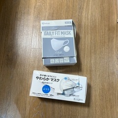 マスク セブインイレブン(40枚入)アイリスオーヤマ(30枚入)...