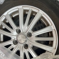 4本セット175/65R14 820 スタッドレスタイヤ　ホイール付き　の画像