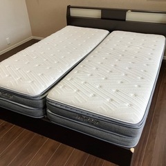 クイーンベッド【ニトリ】