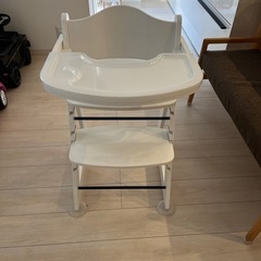 ベビーチェアーの画像