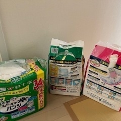介護パンツ　尿取りパット女性用　開封済み　3個セットの画像