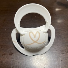 NUK おしゃぶり スター 0-6カ月用