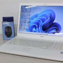 富士通/FMVA50A3WP/Win11/Intel Core i7-6700HQ/SSD512GB/メモリ12GB/ノートPC ④