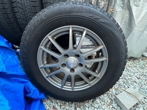 受付終了　ブリヂストン　スタッドレス　