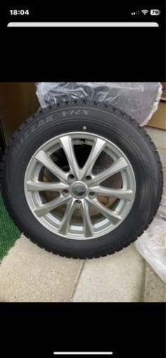 ［値下げしました］BLIZZAK VRX  215/60R16 95Q