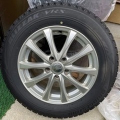 ［値下げしました］BLIZZAK VRX  215/60R16 95Q
