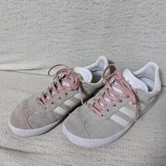 アディダス　GAZELLE　レディース