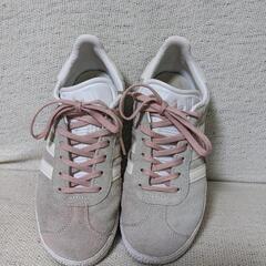アディダス　GAZELLE　レディースの画像